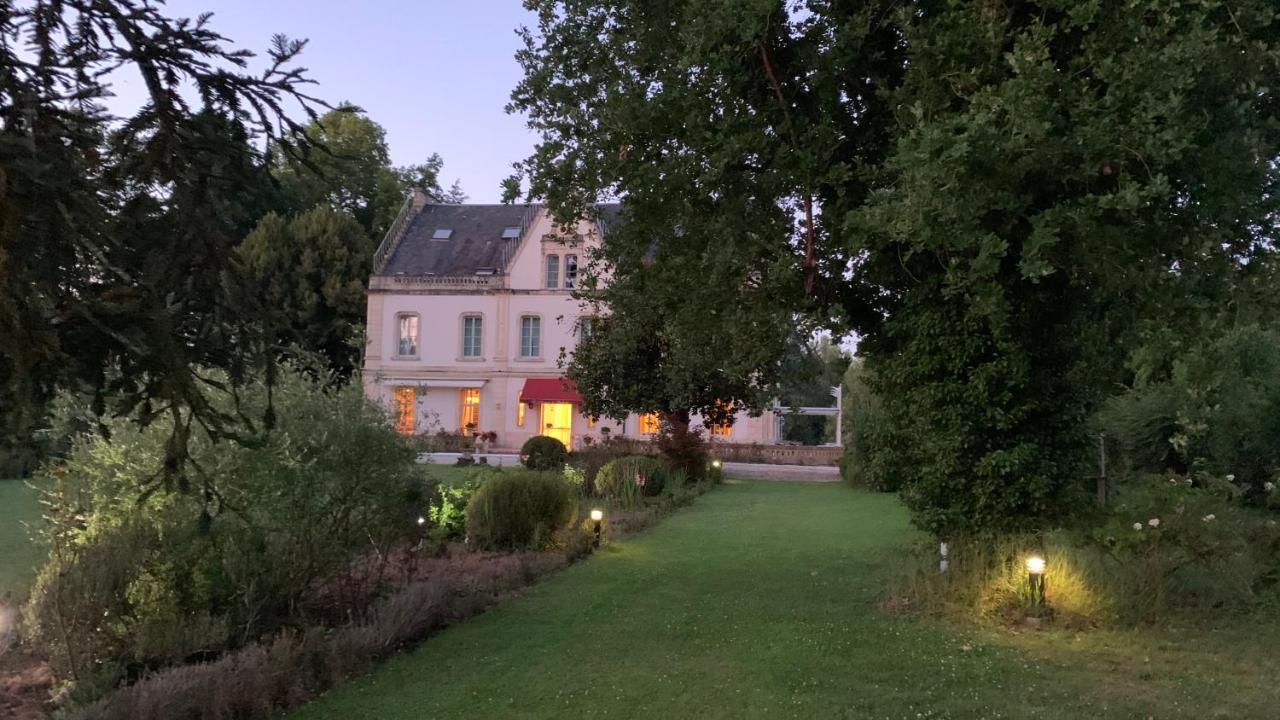 Le Manoir De Bellerive Hotel Le Buisson-de-Cadouin Exterior photo